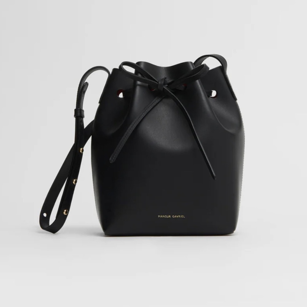 NWT Mansur Gavriel BUCKET BAG Vegetable Tan Leather Black Flamma Red